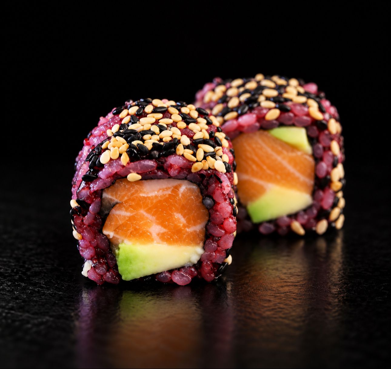 Black sake avocado roll